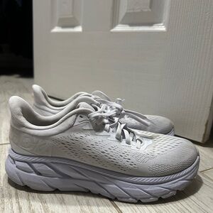 Hoka Women’s Shoe 6.5